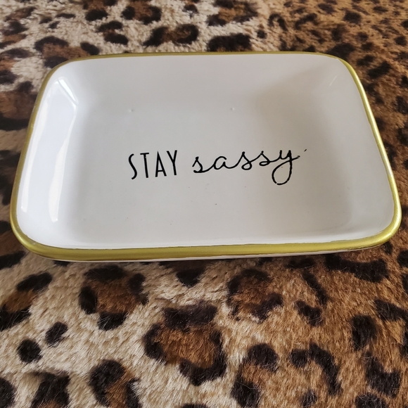 Trinket/Jewelry Dish - Ceramic - Picture 3 of 5